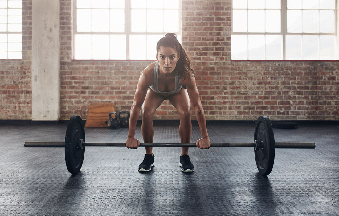 woman lifting weights